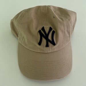 ‘47 Brand Classic New York Yankees Adjustable Hat